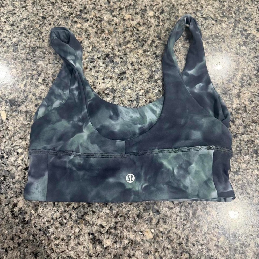 Lululemon Align Reversible Bra Light Support A/B Cup Size 4 Green Tie Dye TieDye